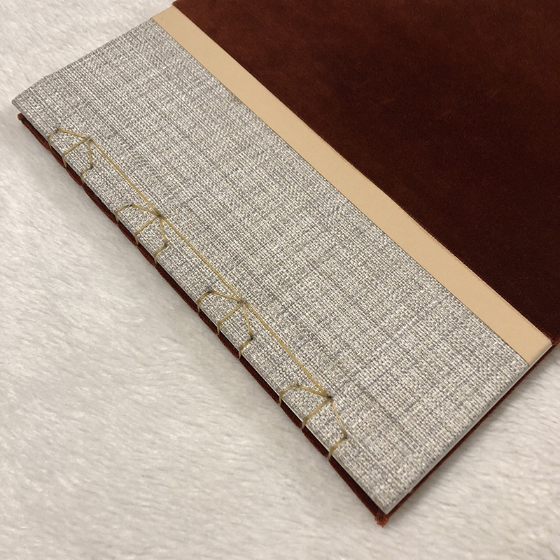 Stabbound Linen & Velvet Charcoal Artbook - stitching method