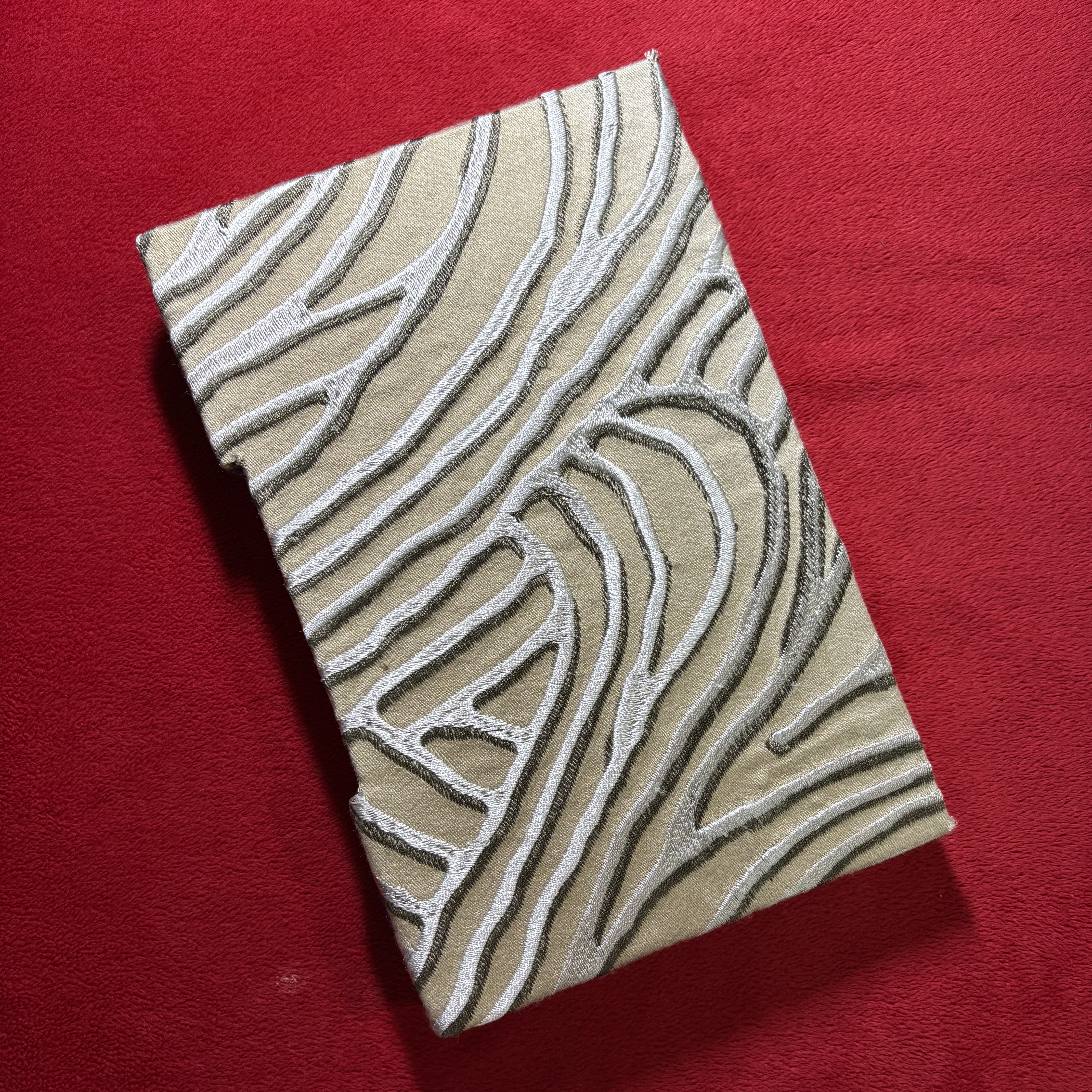 Buttonhole Silver Vein Running Journal