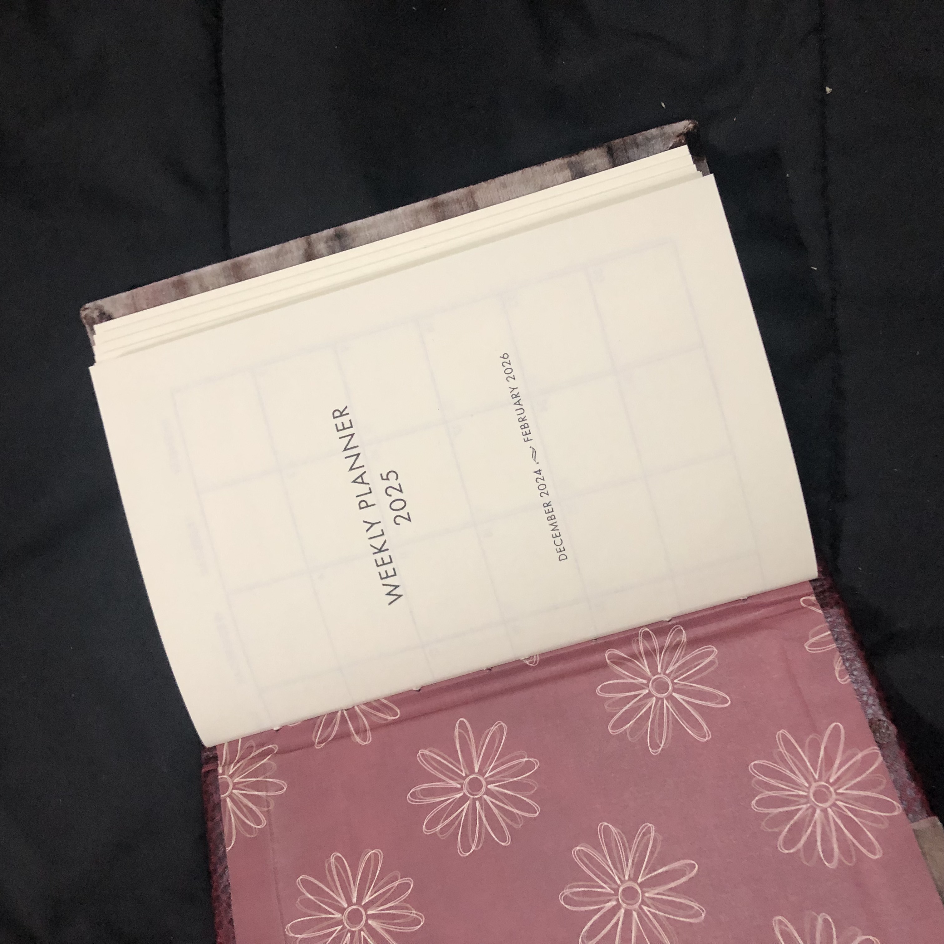 Cross-stitch Perle Velvet & Leather 2025 Planner - open